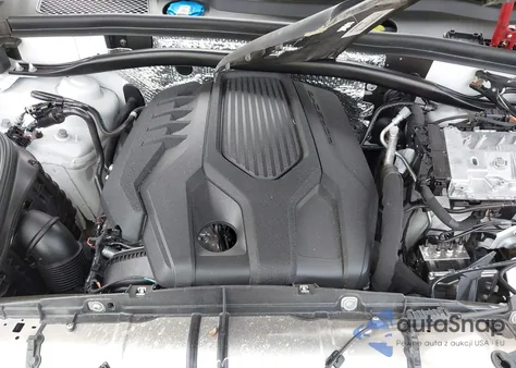 2022 Porsche Macan from USA, damaged, VIN WP1AA2A54NLB07869